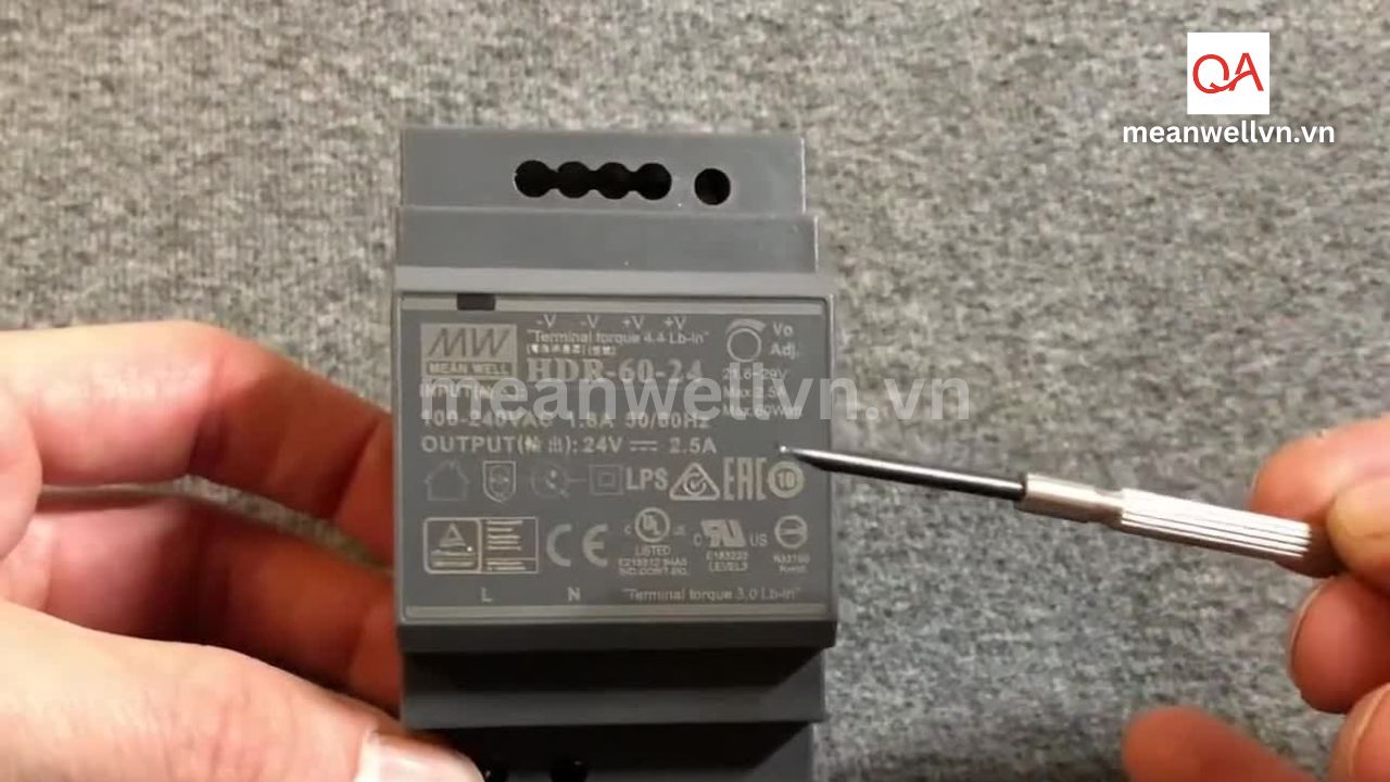 gia-nguon-din-rail-meanwell-hdr-qaled-0909791751