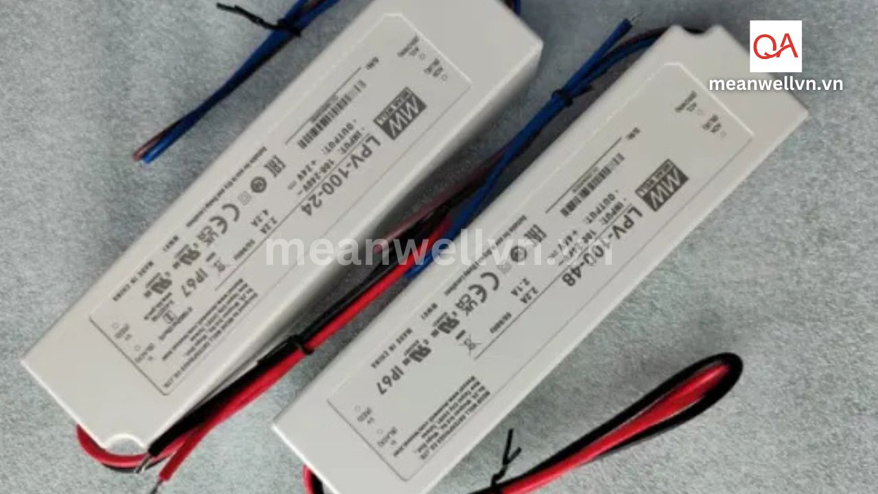 gia-nguon-led-meanwell-driver-cho-den-led-day-den-led-qaled-0909791751